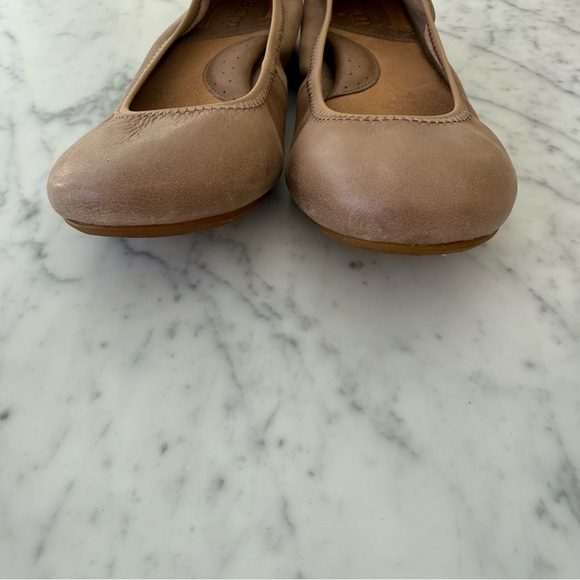 Born Julianne Flats Tan Womens Size 9.5 - Picture 5 of 16